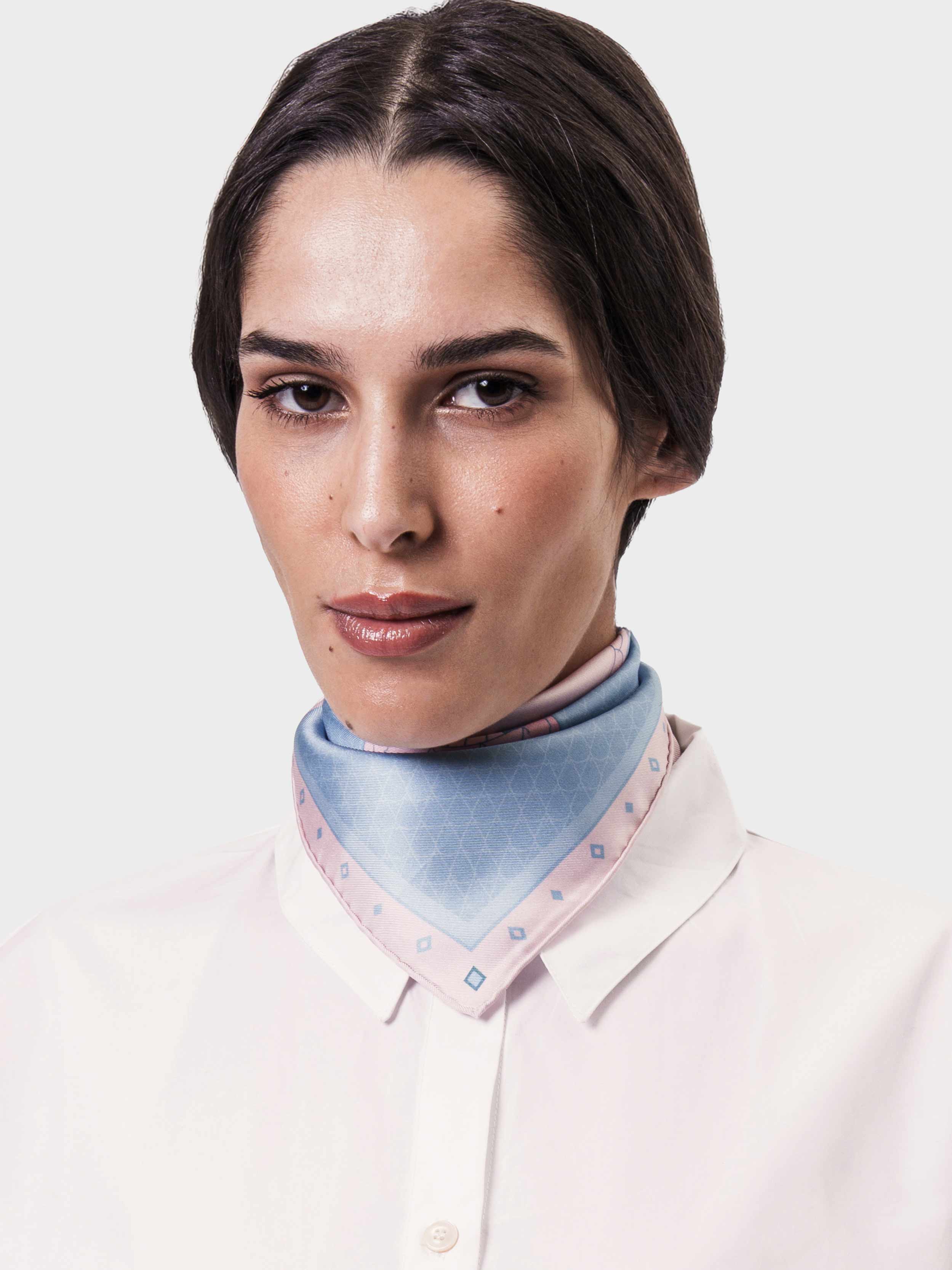 ‘floating lily’ silk mini foulard 40
